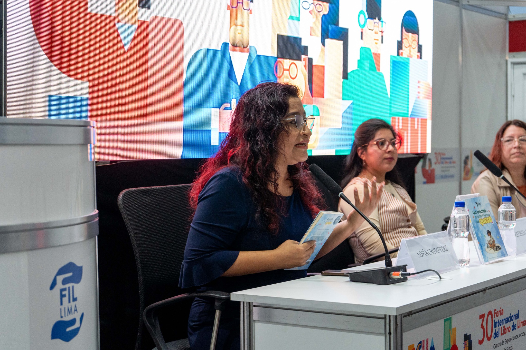 María Sofía Chumpitaz presenta su libro en la FIL Lima